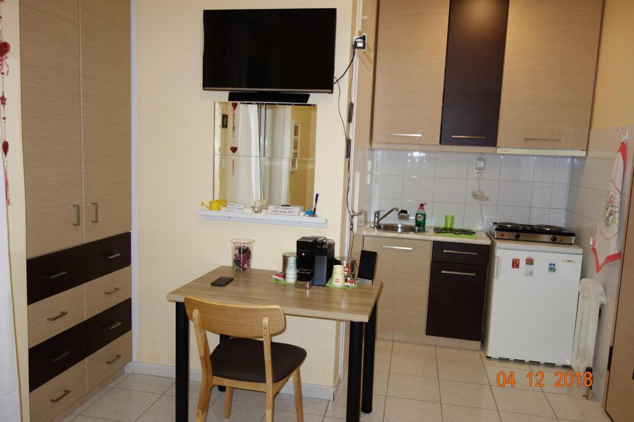 Apartment studio near Marousi station Atene Esterno foto